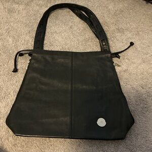 Elegant Black Women's leather Handbag